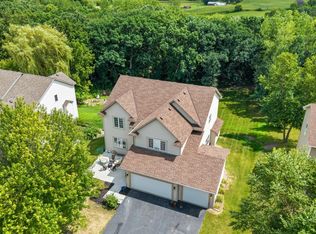 26895 Meadow Ridge Dr, Elko New Market, MN 55020