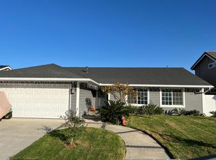17102 Twain Ln, Huntington Beach, CA 92649