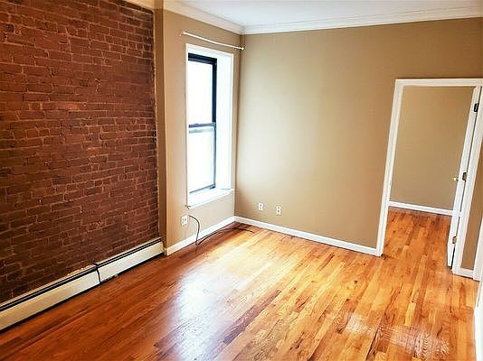 1st image of 40-01 36th Ave #4D