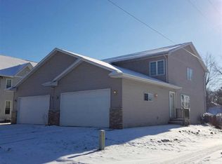 318 E Washington St, Poynette, WI 53955