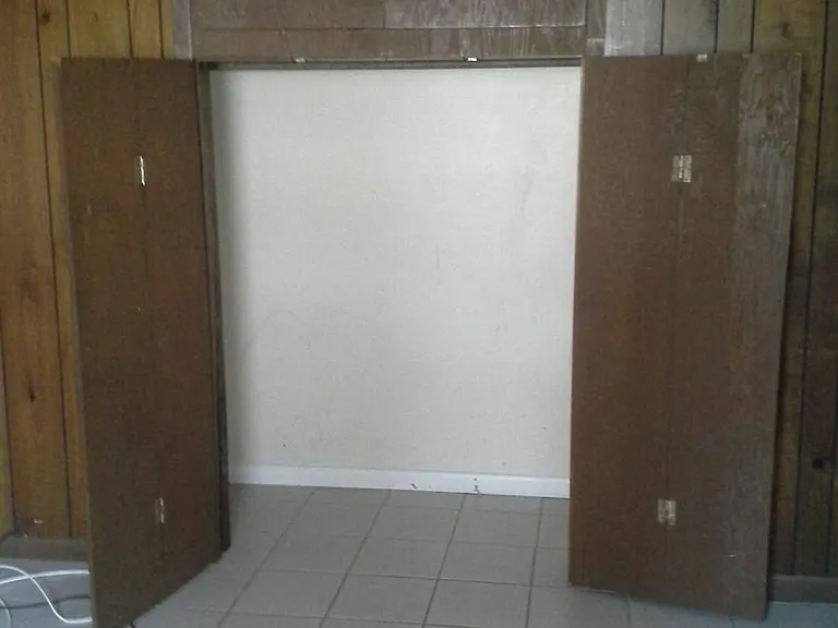 100 Myra St — Photo 6