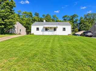 5017 Sherwood Rd, Bethel Park, PA 15102