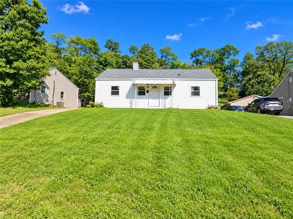 5017 Sherwood Rd, Bethel Park, PA 15102