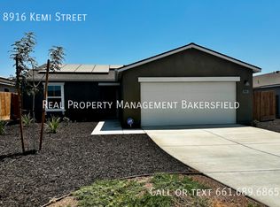 8916 Kemi St, Bakersfield, CA 93311