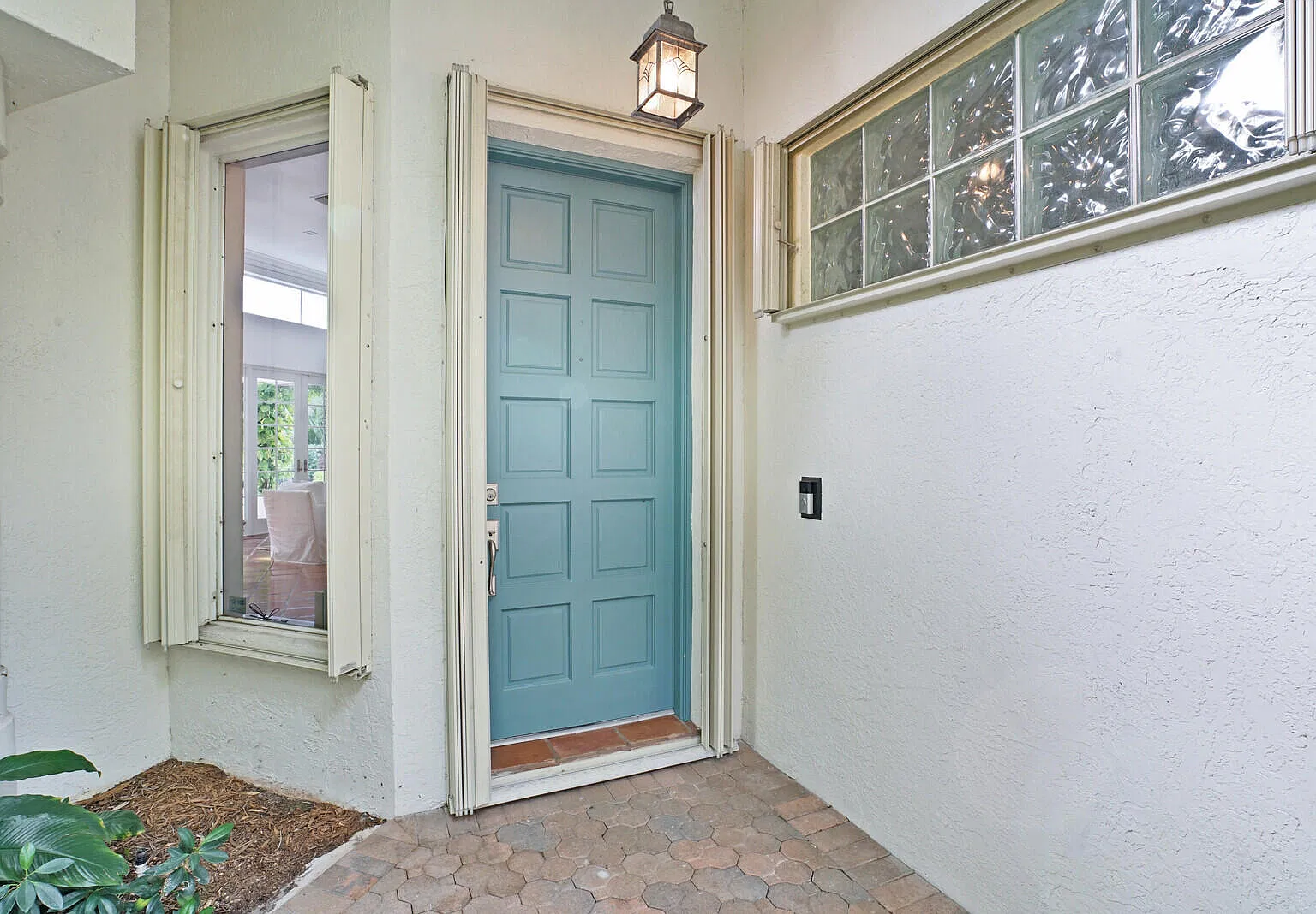 3 bed, 2.5 bath, 2177 sqft, $15,000 — Photo 4