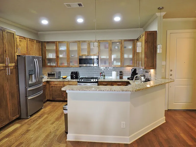2800 Sandage Ave #303 — Photo 10