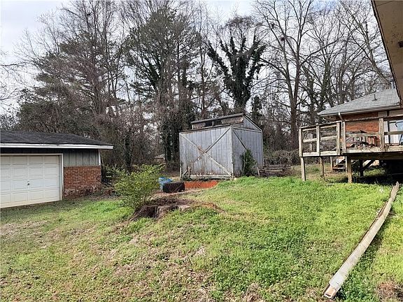 4th image of 2837 Gresham Rd SE