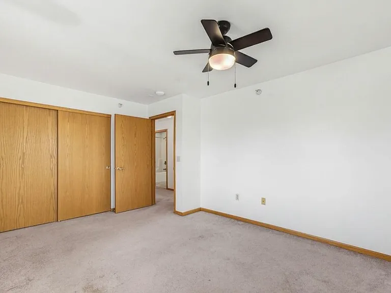 1425 Ellis Ave — Photo 6