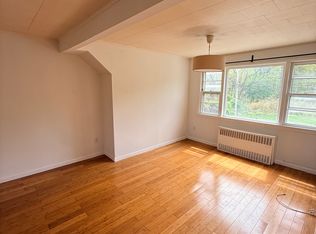164-35 Underhill Ave FLOOR 2, Fresh Meadows, NY 11365