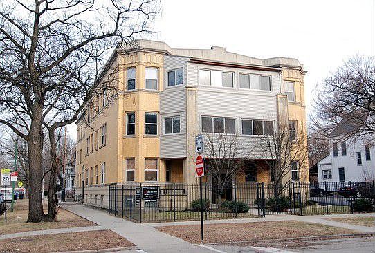 1st image of 1923 W Leland Ave #3W
