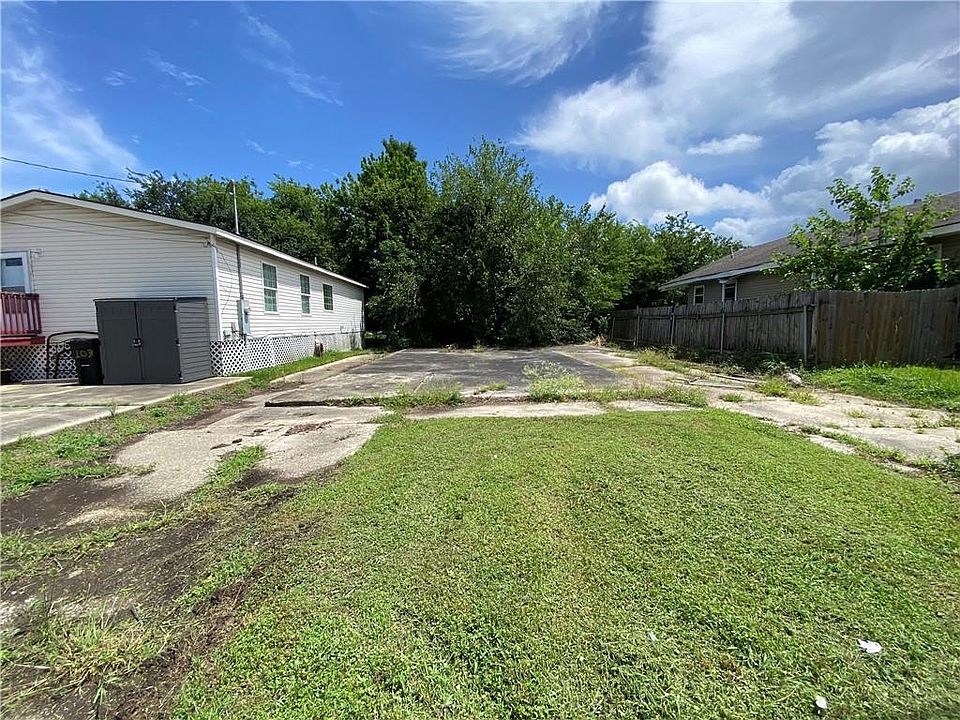 2nd image of 107 3rd St