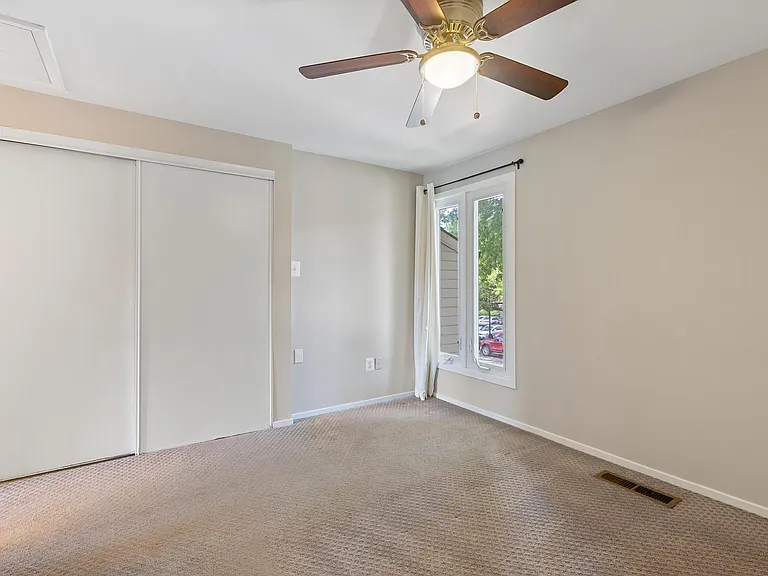 929 S Taylor St — Photo 18