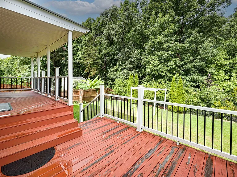 201 Hammock Dr — Photo 46