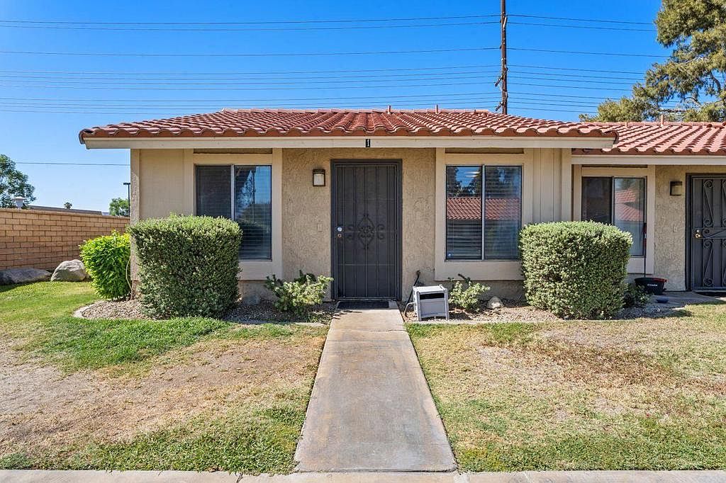 82567 Avenue 48 APT 1