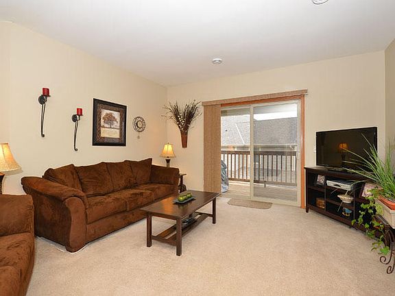 4th image of 1651 New Port Vista Dr