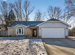 11 McCutcheon Dr, Lafayette, IN 47909