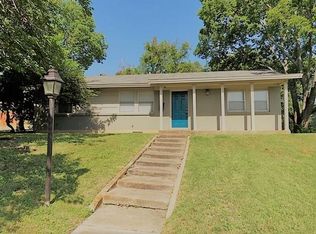 5440 Wales Ave, Fort Worth, TX 76133