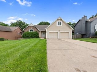 6710 Woodson Rd, Raytown, MO 64133