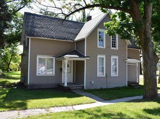 1301 28th St, Manistee, MI 49660