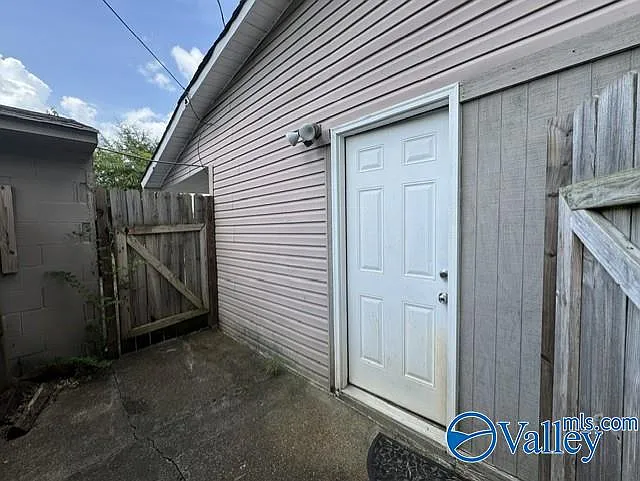 2810 Hillsboro Rd SW — Photo 34