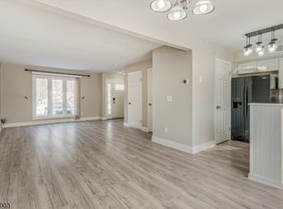 223 Cherokee Rd, Lafayette, NJ 07848