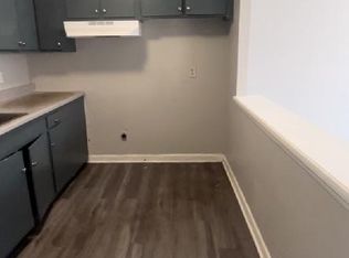 Trinity Court, Hartford, CT 06106