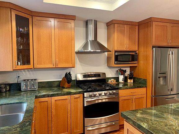 3rd image of 69 Park Sharon Dr