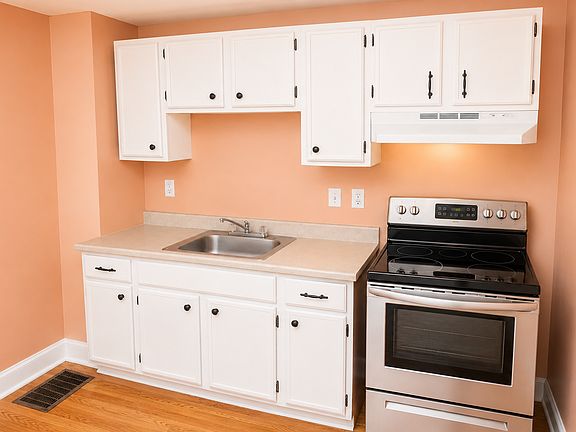 5th image of 1606 Bell Ave