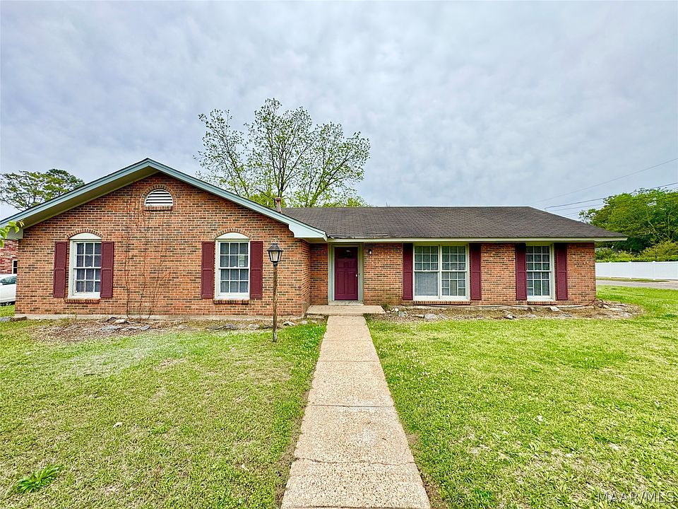 1st image of 502 Adler Dr