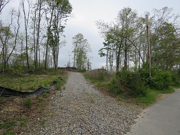 3rd image of Old Highway 95