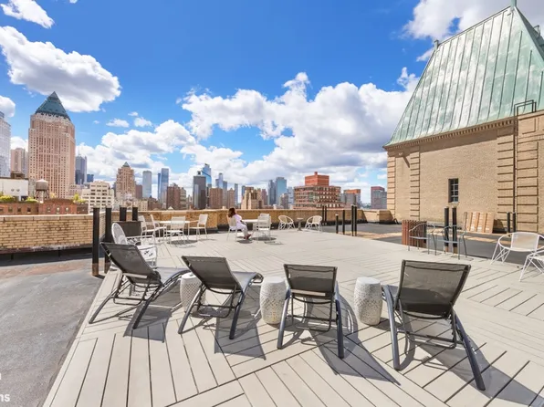 333 West 56th Street image 7 of 7