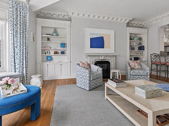 2nd image of 193 Beacon St Unit Penthouse