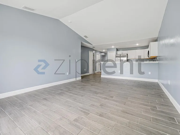 117 Pine Ln — Photo 10