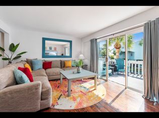 8522 Gulf Blvd APT 16, Navarre, FL 32566