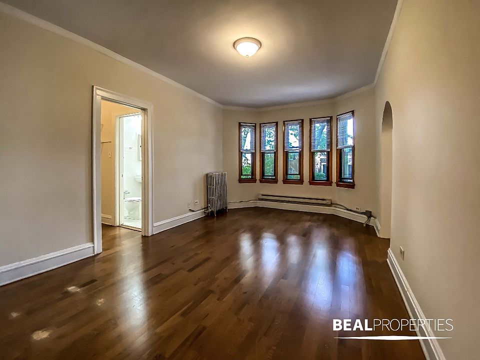1st image of 4631 N Paulina St #4631200
