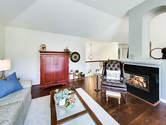 5th image of 11171 Edgebrook Ln