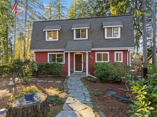 90 E Lake Forest Drive, Allyn, WA 98524