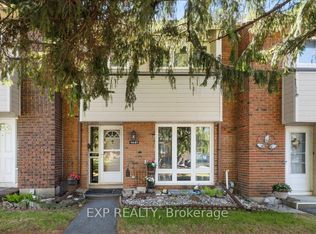 21 Midland Cres #14, Ottawa, ON K2H8P6
