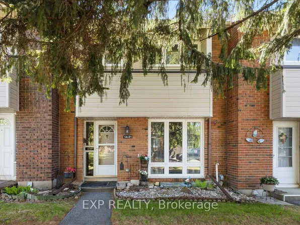 21 Midland Cres #14, Ottawa, ON K2H 8P6
