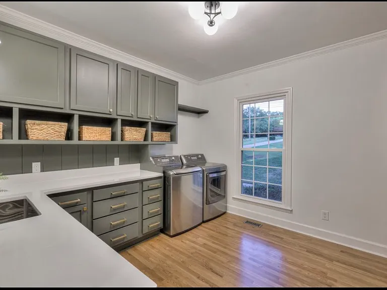 1211 Arrowhead Dr — Photo 28