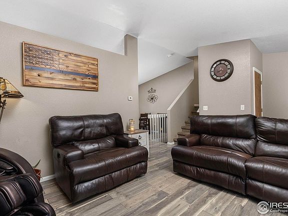 5th image of 364 49th Ave Pl