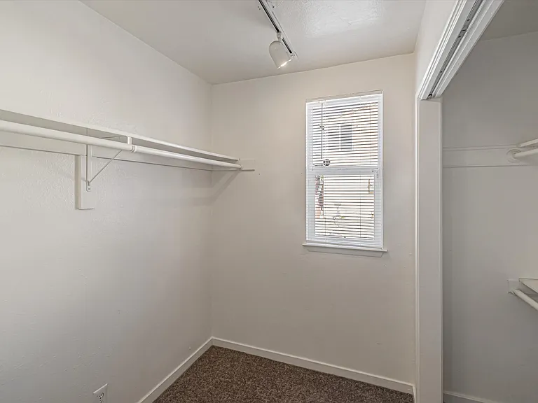 300 Chestnut Ave #310 — Photo 8