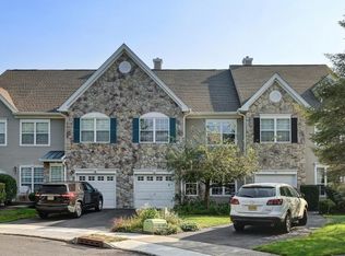 8 Charleston Ct, Basking Ridge, NJ 07920