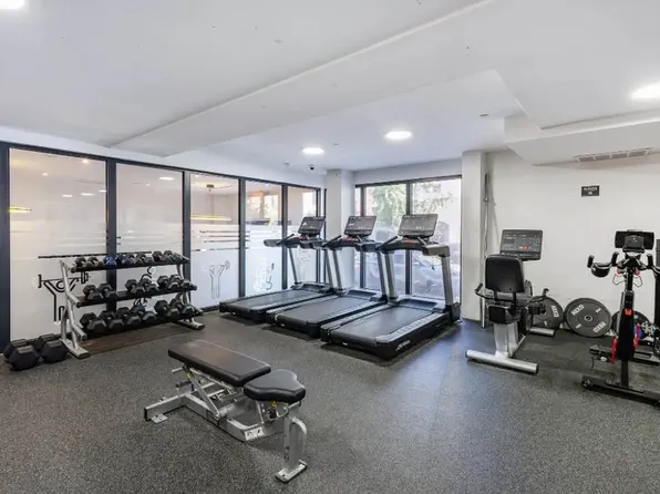 402 East 118th Street image 6 of 10