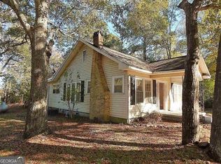 261 Green St, Warm Springs, GA 31830