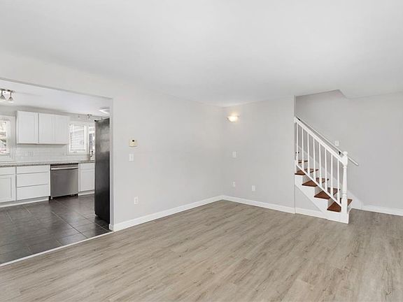 3rd image of 130 Roffee St