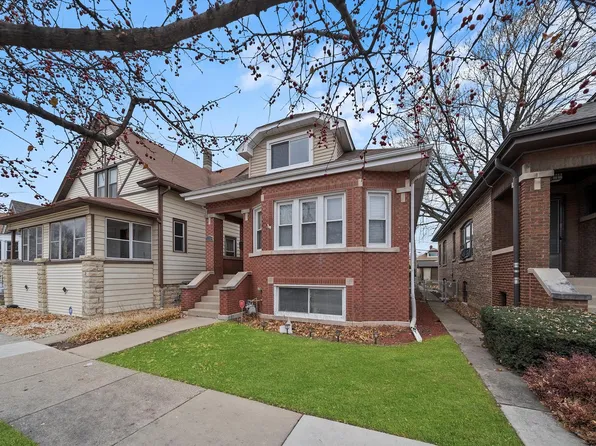 2216 East Ave, Berwyn, IL 60402