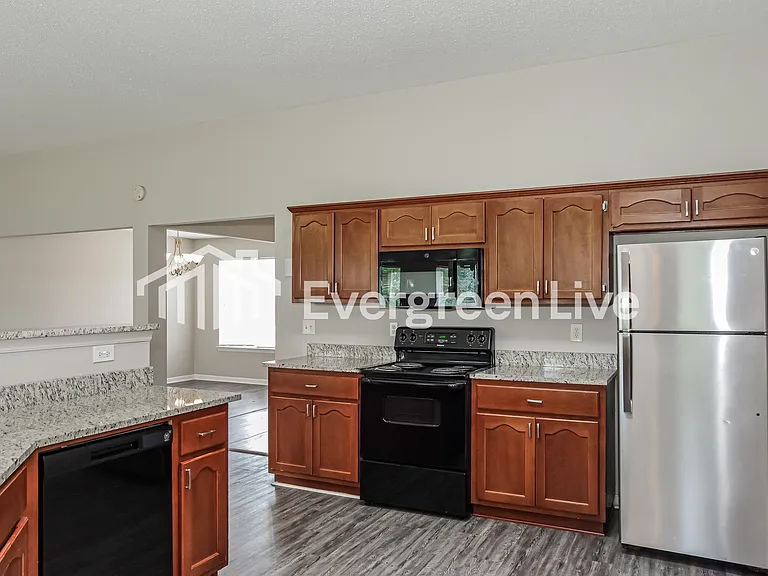 224 Guardian Dr — Photo 5