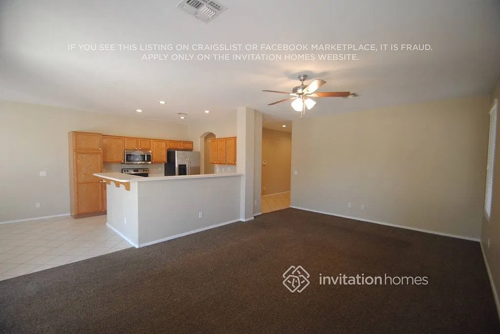 2840 E Carla Vista Dr Chandler, AZ 85225 — Photo 2