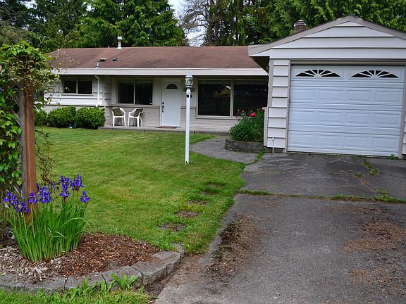3rd image of 19234 Wallingford Ave N